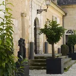 Chateau Les Merles Et Ses