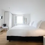 Hotel Chateau Les Merles Et Ses 4*