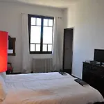 Chateau Les Merles Et Ses Hotel 4*