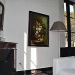 Chateau Les Merles Et Ses Hotel 4*