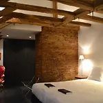 Chateau Les Merles Et Ses Hotel Mouleydier