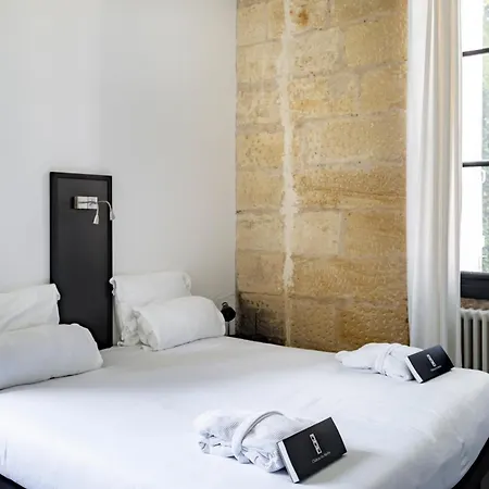 Chateau Les Merles Et Ses 4*