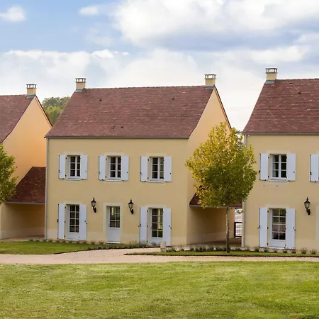 Château Les Merles Et Ses Mouleydier