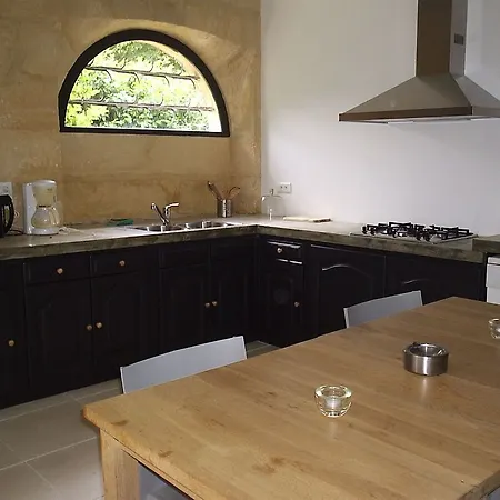 Hotel Château Les Merles Et Ses