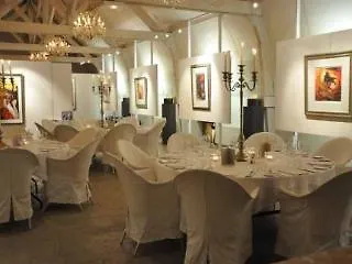 Chateau Les Merles Et Ses Hotel Mouleydier