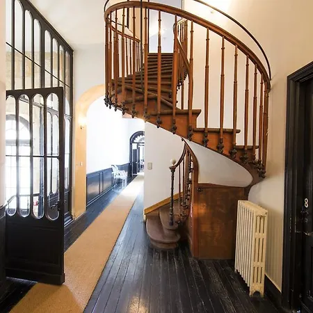 Hotel Château Les Merles Et Ses Mouleydier