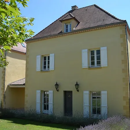 Chateau Les Merles Et Ses Hotel