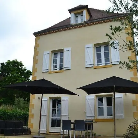 Hotel Château Les Merles Et Ses Mouleydier