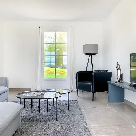 Hotel Château Les Merles Et Ses 4*