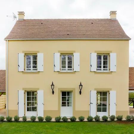 Chateau Les Merles Et Ses Hotel