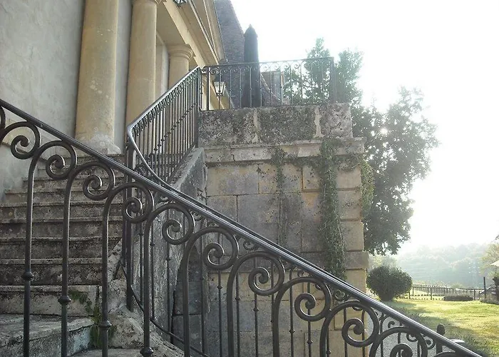 Hotel Chateau Les Merles Et Ses