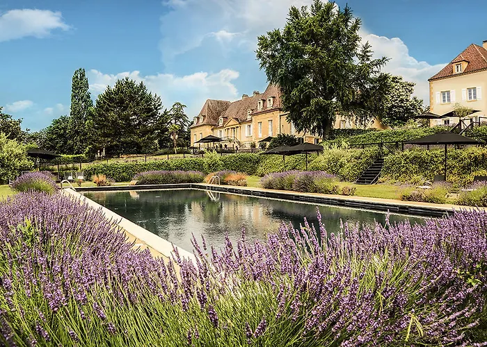 Chateau Les Merles Et Ses 4*