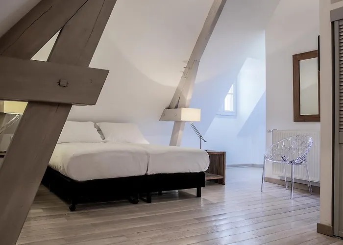 Hotel Chateau Les Merles Et Ses Mouleydier