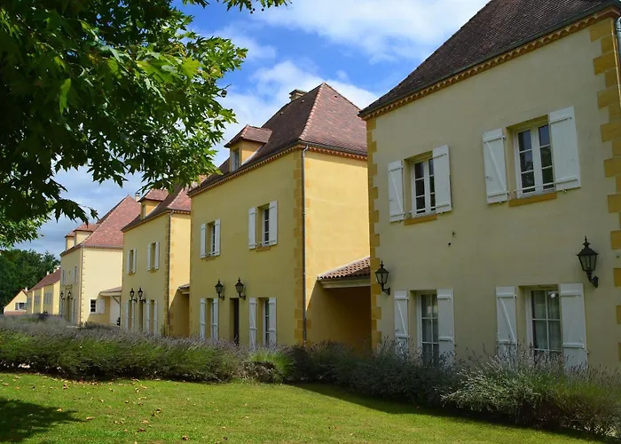 Chateau Les Merles Et Ses Mouleydier