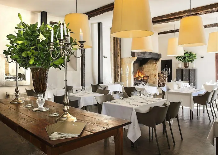 Chateau Les Merles Et Ses 4*