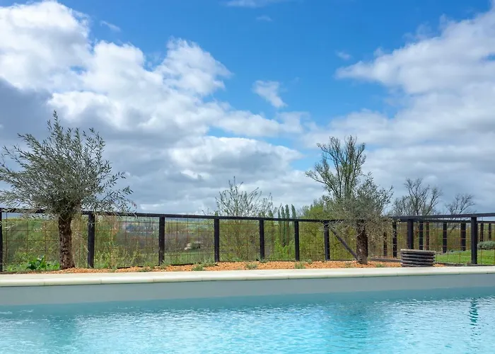 Chateau Les Merles Et Ses Mouleydier