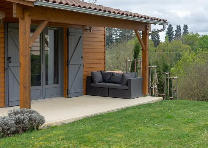 Hotel Chateau Les Merles Et Ses 4*